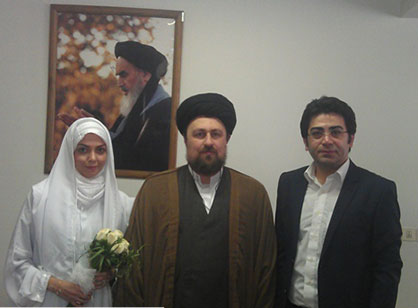 عقد فرزاد حسنی و آزاده نامداری در جماران