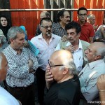 عکس تجمع هنرمندان مقابل خانه سینما