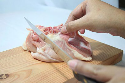 آموزش تصویری فیله کردن سینه مرغ فیله کردن سینه مرغ