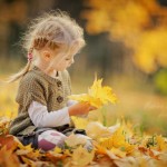 عکس های زیبای کودکان و پاییز
