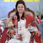 زنان و دختران ایرانی روی جلد مجلات